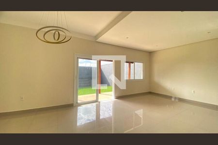 Casa à venda com 3 quartos, 228m² em Jardim Jurema, Valinhos
