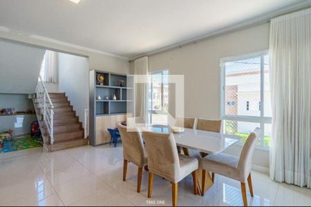 Casa à venda com 3 quartos, 321m² em Colina dos Pinheiros, Valinhos