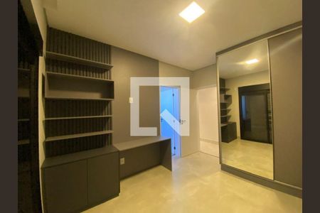 Casa à venda com 3 quartos, 356m² em Colina dos Pinheiros, Valinhos