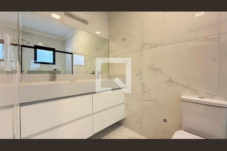 Casa à venda com 3 quartos, 239m² em Vila Capuava, Valinhos