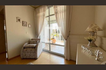 Casa à venda com 3 quartos, 320m² em Santa Cruz, Valinhos