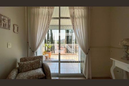 Casa à venda com 3 quartos, 320m² em Santa Cruz, Valinhos