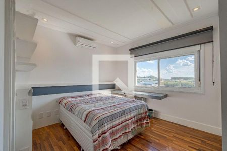 Casa à venda com 4 quartos, 534m² em Villa Lombarda, Valinhos