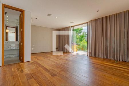 Casa à venda com 5 quartos, 429m² em Jardim Europa, Valinhos