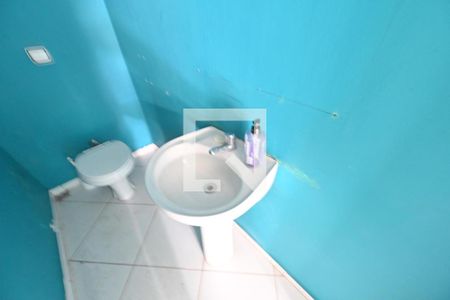 Lavabo de casa para alugar com 4 quartos, 215m² em Vila da Saúde, São Paulo