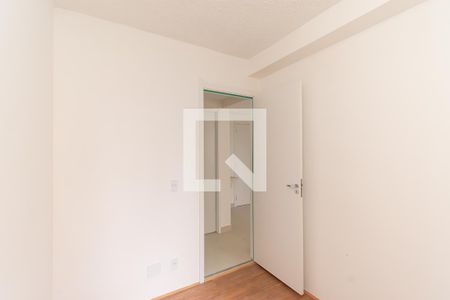 Quarto 1 de apartamento para alugar com 2 quartos, 40m² em Vila Ivone, São Paulo
