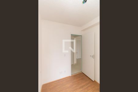 Quarto 1 de apartamento para alugar com 2 quartos, 40m² em Vila Ivone, São Paulo