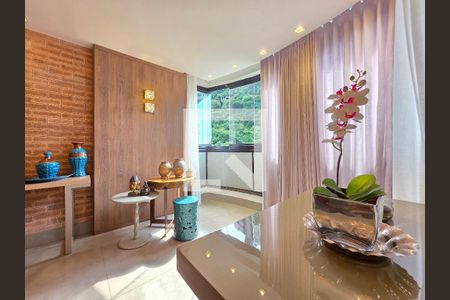 Sala  de apartamento à venda com 4 quartos, 270m² em Coracao de Jesus, Belo Horizonte