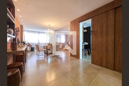 Sala  de apartamento à venda com 4 quartos, 270m² em Coracao de Jesus, Belo Horizonte