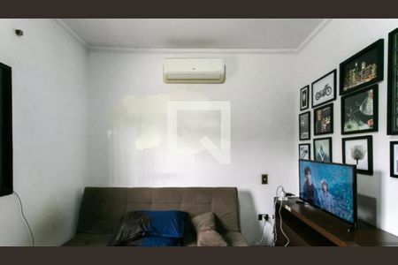 Casa à venda com 3 quartos, 128m² em Jardim Textil, São Paulo