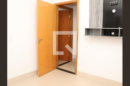 Casa à venda com 2 quartos, 142m² em Capuava, Goiânia