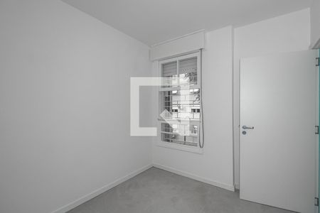 Quarto de apartamento à venda com 2 quartos, 54m² em Sarandi, Porto Alegre