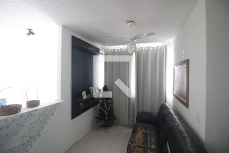 Sala de apartamento para alugar com 2 quartos, 55m² em Parque Sao Vicente, Belford Roxo