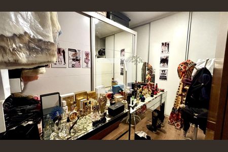 Apartamento à venda com 4 quartos, 120m² em Anchieta, Belo Horizonte