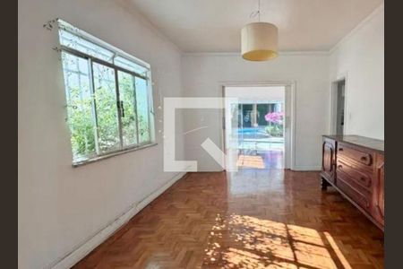 Casa à venda com 4 quartos, 320m² em Sumaré, São Paulo