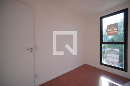Quarto 1 de apartamento para alugar com 2 quartos, 55m² em Serraria, São José