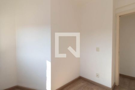Quarto 2 de apartamento para alugar com 3 quartos, 65m² em Santo Antônio, Porto Alegre