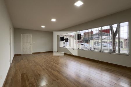 Sala de casa para alugar com 4 quartos, 330m² em Parque Renato Maia, Guarulhos