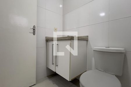 Banheiro da Suíte 1 de casa para alugar com 4 quartos, 330m² em Parque Renato Maia, Guarulhos