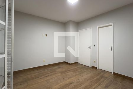 Suíte 1 de casa para alugar com 4 quartos, 330m² em Parque Renato Maia, Guarulhos