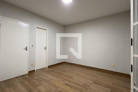 Suíte 1 de casa para alugar com 4 quartos, 330m² em Parque Renato Maia, Guarulhos