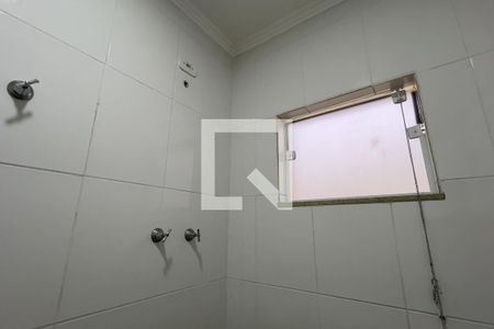Banheiro da Suíte 1 de casa para alugar com 4 quartos, 330m² em Parque Renato Maia, Guarulhos
