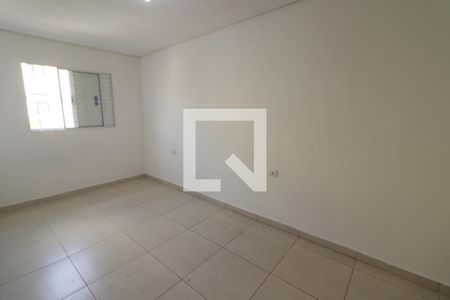 Quarta 2 de casa para alugar com 2 quartos, 52m² em Padroeira, Osasco