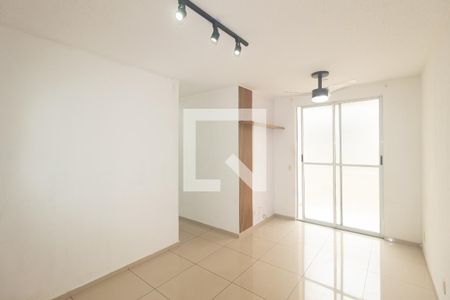 Sala de apartamento para alugar com 3 quartos, 56m² em Campo Grande, Rio de Janeiro