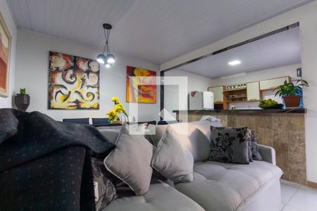 Casa à venda com 5 quartos, 307m² em Penha de França, São Paulo