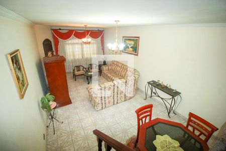 Sala de casa para alugar com 3 quartos, 274m² em Parque das Nações, Santo André