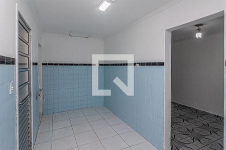 cozinha_4 de casa para alugar com 1 quarto, 60m² em Vila Brasilina, São Paulo