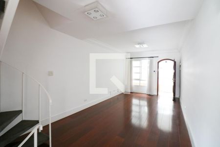 Casa à venda com 3 quartos, 180m² em Campo Belo, São Paulo