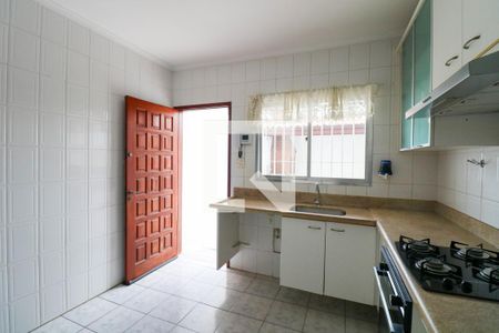 Casa à venda com 3 quartos, 180m² em Campo Belo, São Paulo