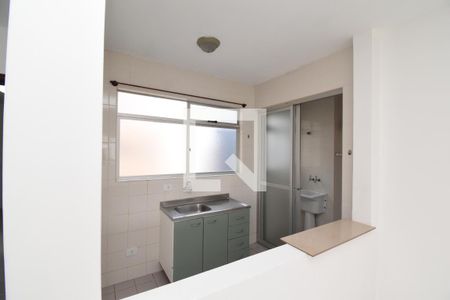 Sala/Cozinha de apartamento para alugar com 1 quarto, 43m² em Mercês, Curitiba