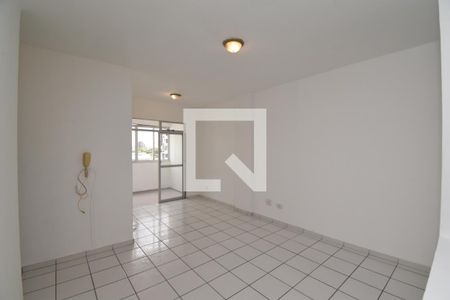 Sala/Cozinha de apartamento para alugar com 1 quarto, 43m² em Mercês, Curitiba
