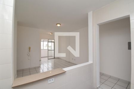 Sala/Cozinha de apartamento para alugar com 1 quarto, 43m² em Mercês, Curitiba