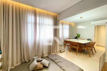 Sala de apartamento à venda com 3 quartos, 112m² em Funcionários, Belo Horizonte