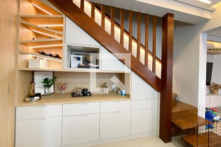 Escadas - Armários de apartamento à venda com 3 quartos, 112m² em Funcionários, Belo Horizonte