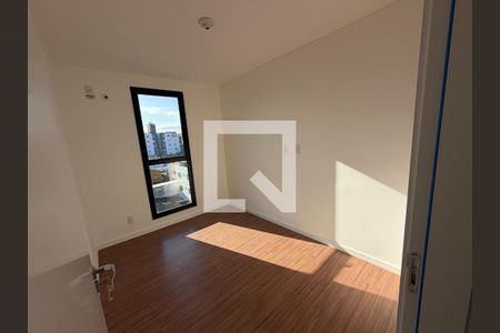 Quarto 2 de apartamento para alugar com 2 quartos, 56m² em Serraria, São José
