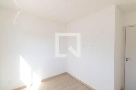 Quarto 1 de apartamento para alugar com 2 quartos, 40m² em Campo Grande, Rio de Janeiro