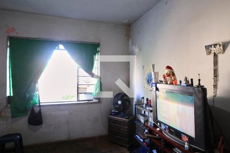 Quarto de casa à venda com 3 quartos, 2763m² em Sagrada Família, Belo Horizonte