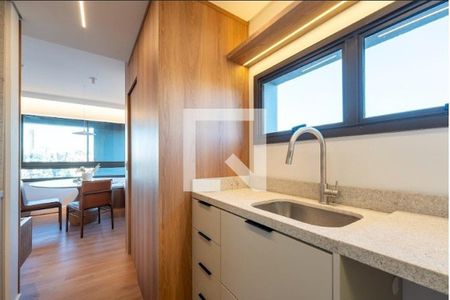 Cozinha de apartamento à venda com 2 quartos, 75m² em Santa Cecília, Porto Alegre