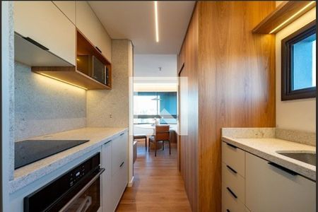 Cozinha de apartamento à venda com 2 quartos, 75m² em Santa Cecília, Porto Alegre