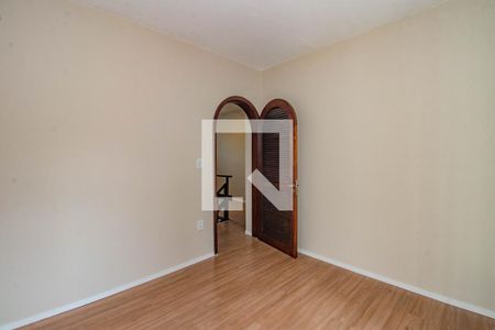 Quarto 2 de casa à venda com 3 quartos, 204m² em Santa Maria Goretti, Porto Alegre