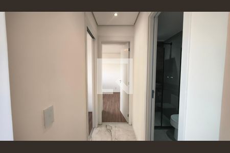 Corredor de apartamento para alugar com 2 quartos, 39m² em Socorro, São Paulo