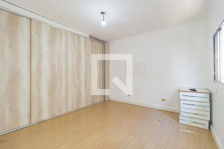 Quarto 2 de casa para alugar com 2 quartos, 125m² em Vila Bertioga, São Paulo