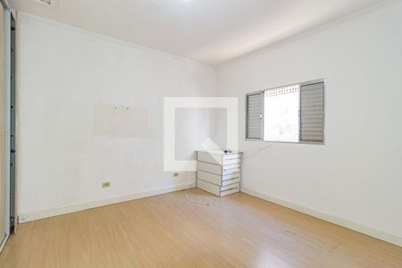 Quarto 2 de casa para alugar com 2 quartos, 125m² em Vila Bertioga, São Paulo