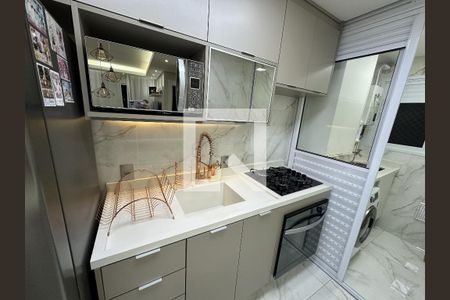 Cozinha de apartamento para alugar com 2 quartos, 48m² em Penha de França, São Paulo