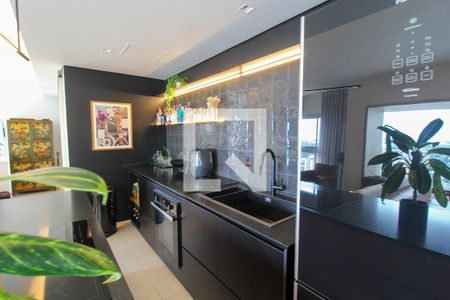 Cozinha de apartamento para alugar com 1 quarto, 63m² em Butantã, São Paulo
