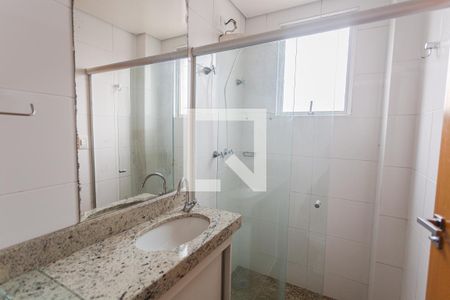 Banheiro da Suíte de apartamento para alugar com 4 quartos, 110m² em Sagrada Família, Belo Horizonte